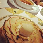 レストラン アラジン - アップルパイ