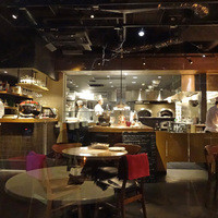 キハチ 青山本店 - テラスからも見えます