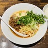 六坊担担面 - ★日式 汁なし担々麺 ¥1,100
＋ご飯 ¥100

　　　麺　　｜　中太ストレート
　　　タレ　｜　濃厚胡麻・花椒
　　　具材　｜　海老・肉味噌・チーズ
　　　薬味　｜　カイワレ・小ネギ