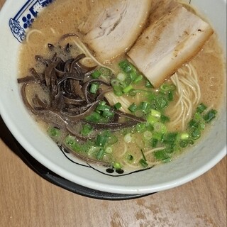 金澤濃厚豚骨ラーメン 神仙_1