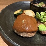 鉄板焼 九九 - ミニ和牛ハンバーグ(100g)