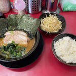 家系ラーメン 王道家 - 