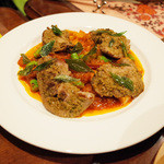 ガネーシュ - 2015年の春のコース(4500円)のマグロのほほ肉のカレーリーフソテー