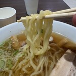 麺屋 ようすけ plus - 佐野ラーメン、麺リフトアップ