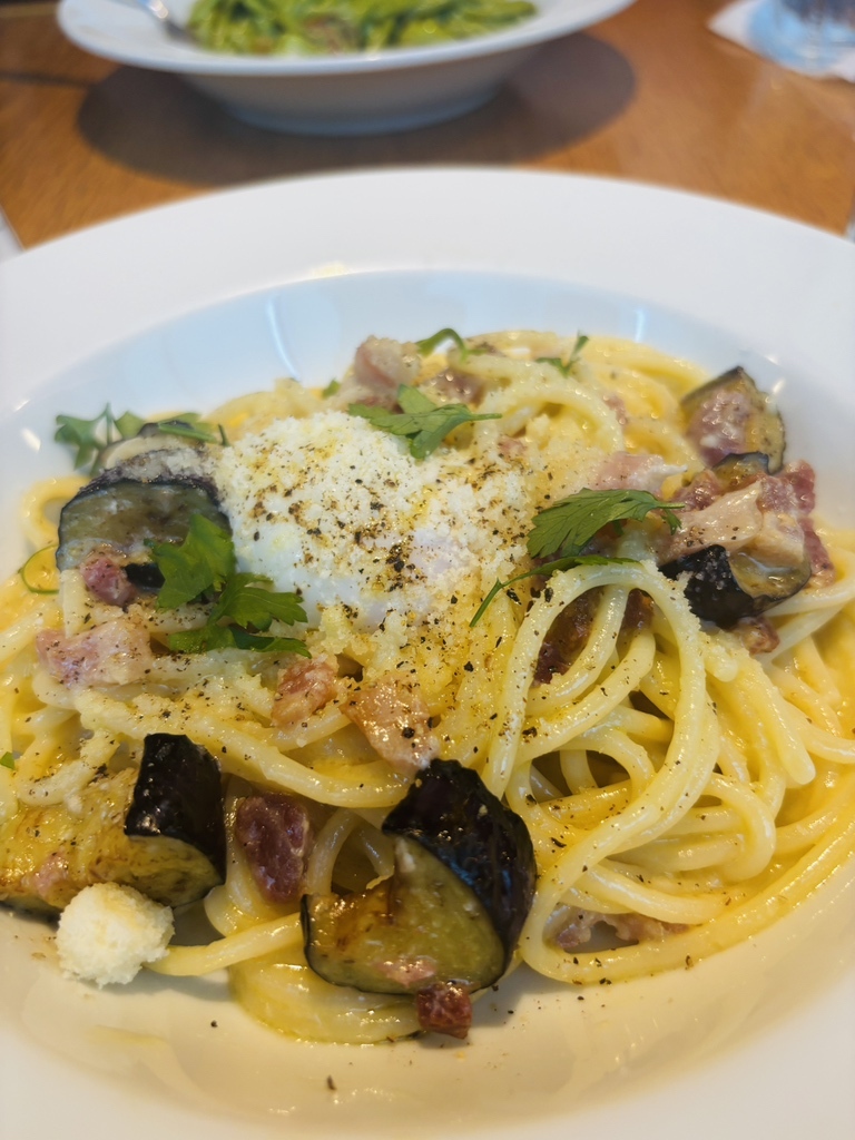 原宿 ダッチ パスタラボ