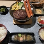 とろけるハンバーグ福よし - 