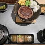 とろけるハンバーグ福よし - 