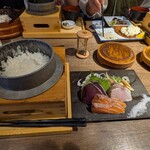土佐藁焼き 龍神丸 - 料理写真: