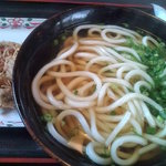 Daisuke Udon - うどん＋ごぼうのかきあげ