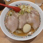 どうとんぼり神座 - 料理写真:小チャーシュー煮卵ラーメン1,270円　中盛り変更150円