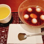 千鳥屋宗家 - 料理写真:冷やし白玉ぜんざい　お茶付き