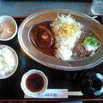 嵯峨野 - サーロインハーフステーキおろしポン酢とデミソースハンバーグ(1300円）