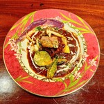 赤いトタン屋根の猫 - 三重豚のロース＆ハンバーグ