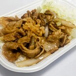 ほっかほっか亭 - 料理写真:しょうが焼弁当590円