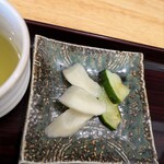 ようしょく 源の屋 - 漬け物は美味しい