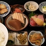 梓川 - 小鉢定食