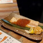 居酒屋 猿猴橋 - 鮭ハラスのいくらぶっかけ♪(๑ᴖ◡ᴖ๑)♪うんま♡♡♡