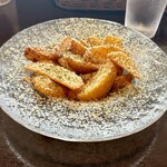 Meat Factory Fuoco - トリュフ塩とチーズのフライドポテト