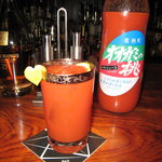 バー・バーンズ - オオカミの桃でバージンメアリー