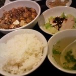 お昼のメニューBランチ