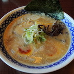 一世風靡 - 2015年4月25日(土)　こってりらーめん(750円)＋煮たまご(50円)