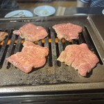 ヤキニク キナシ - 