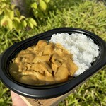 ぎゅーとら - 料理写真:ごろっと具材のぎゅーとらのカレー