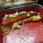 鰻の成瀬 - 1枚食べ終えたところ