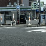 ファミリーマート - 外観写真: