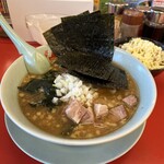 山岡家 - プレミアム醤油とんこつラーメン＋海苔5枚＋コロチャーシュー6個＋ネギマヨチャーシュー丼