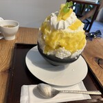 甘味屋 まるも - パイナップル1500円