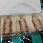 さぼてん - 料理写真:ミニヒレかつサンド♪@¥390円