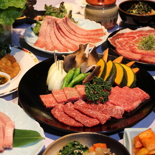 肉の卸屋ならではのこだわり。贅沢コースを高級感のある雰囲気で