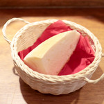 カロローゾ - 自家製フォカッチャ '15 3月上旬