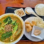 四川料理 金峰閣 - 担々麺セット