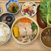 山と湖畔のキッチン あかり