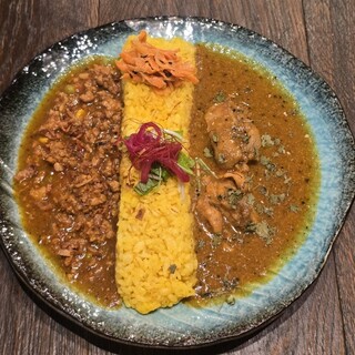 スパイシーカリーハウス半月_0