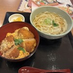 味の民芸 うどん - 料理写真: