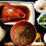 金目鯛の煮つけ定食
