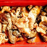 ドライブイン笠松 - 持帰り  豚肉とナスとキノコ炒め定食
