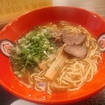 ラーメン居酒屋 富士 - 和牛ラーメン(1,280円)+ネギ増し(100円)