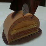 レ・グーテ - オレンジリキュール香るキャラメルムースと、なめらかチョコムースが絶品！マテオ420円