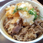 すき家 - おろしポン酢牛丼_並盛のおろしポン酢投入後