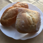 Komugiya - 【小麦屋】フランスパンのプチたチャパタ