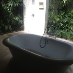 FOUR SEASONS RESORT BALI AT SAYAN - 2012年11月上旬。スパの部屋。