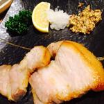 kanzekoshitsuizakayakunseikoubou - 絶品豚バラの燻製
