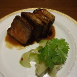 WANG’S GARDEN - 炙りたて厚切り叉焼 (2015/4)