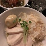 がふうあん - ホタルイカの煮干し醤油つけ麺・味玉+鶏チャーシューのせ(2015/4)