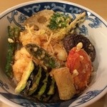 茂竹 - かき揚天丼（2300円）