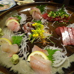 なが島 - お刺身盛り合わせ